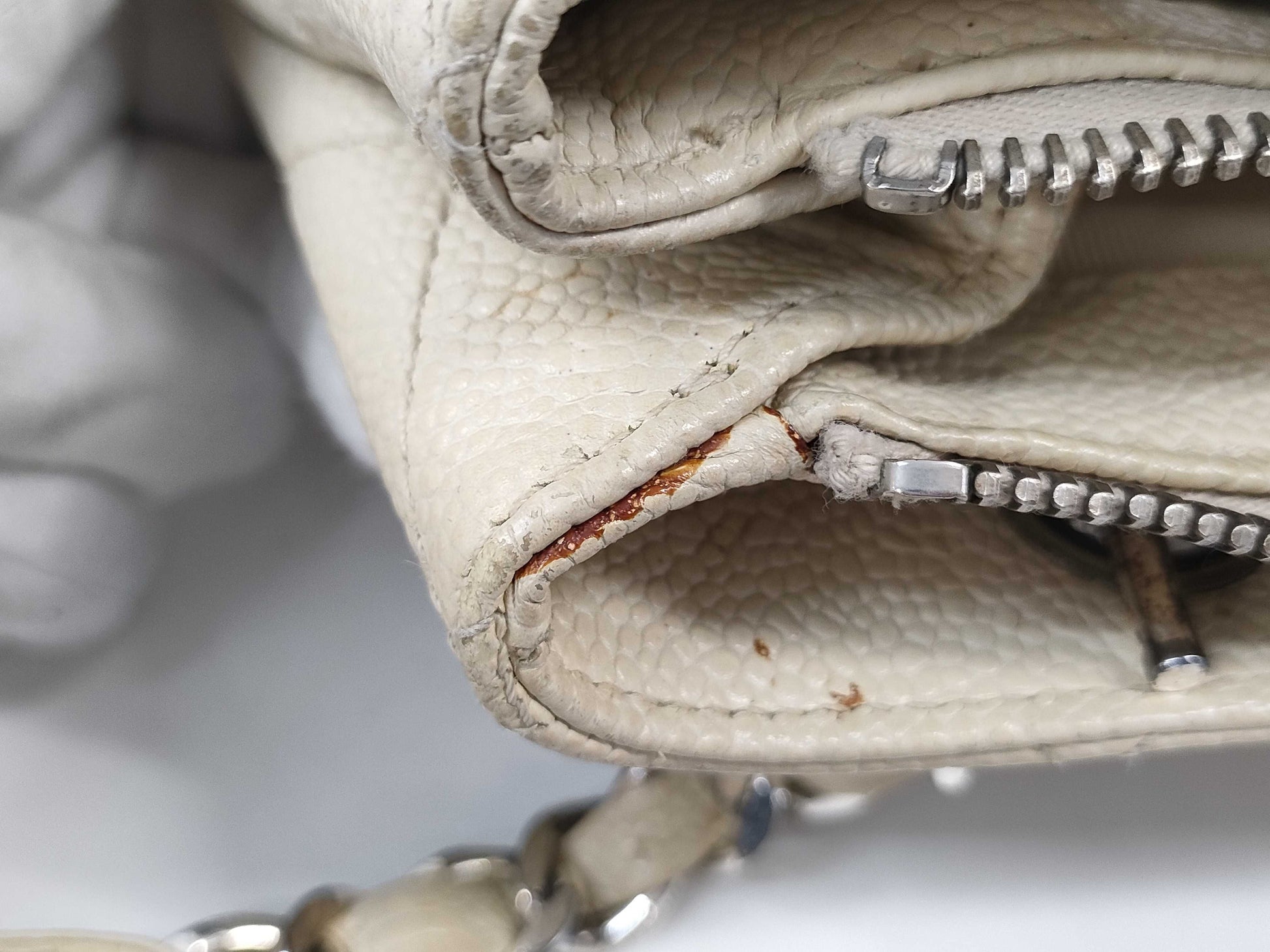CHANEL Matelasse Chain Tote Bag