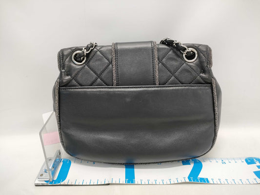 CHANEL Matelasse Shoulder Bag