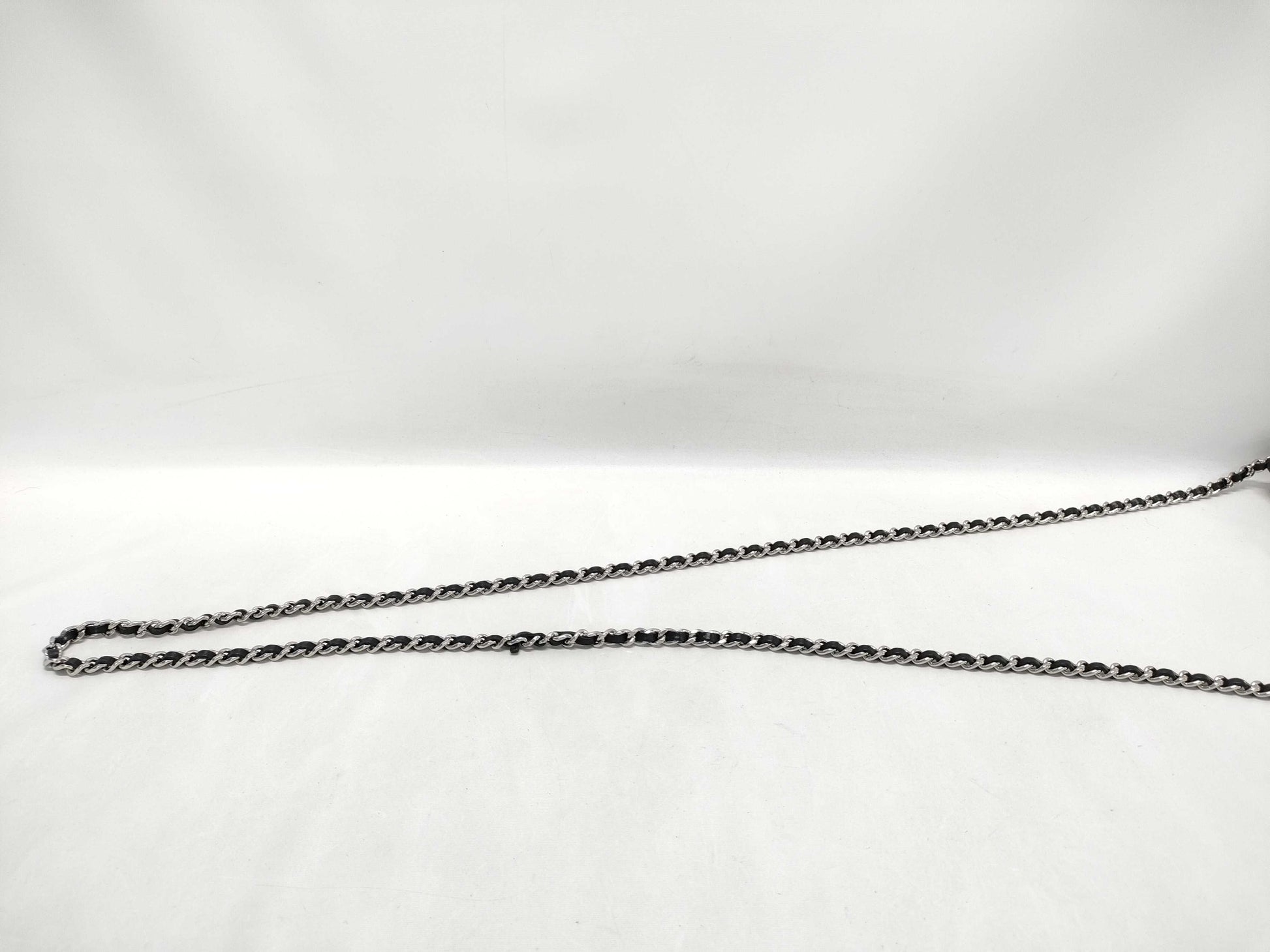 CHANEL Matelasse Chain Shoulder Bag
