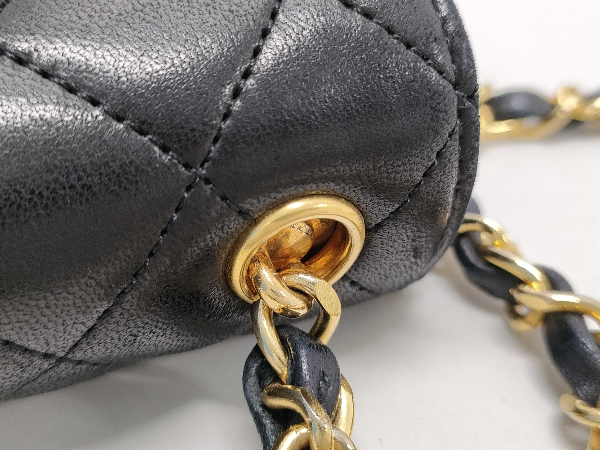 CHANEL Matelasse Chain Shoulder Bag