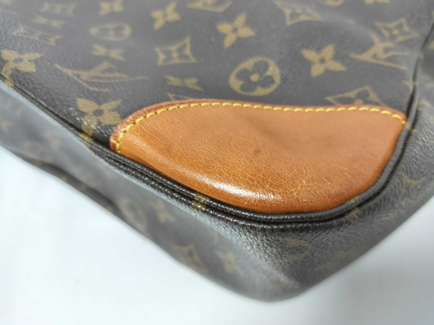 LOUIS VUITTON M51260 Monogram Louis Vuitton Boulogne 35 Shoulder Bag