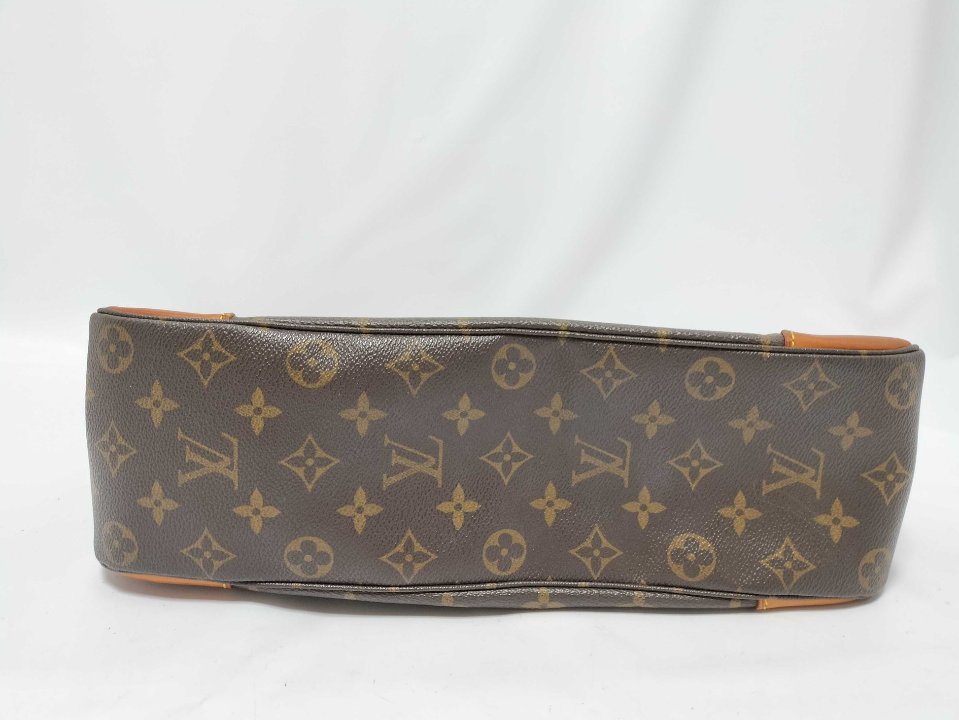 LOUIS VUITTON M51260 Monogram Louis Vuitton Boulogne 35 Shoulder Bag