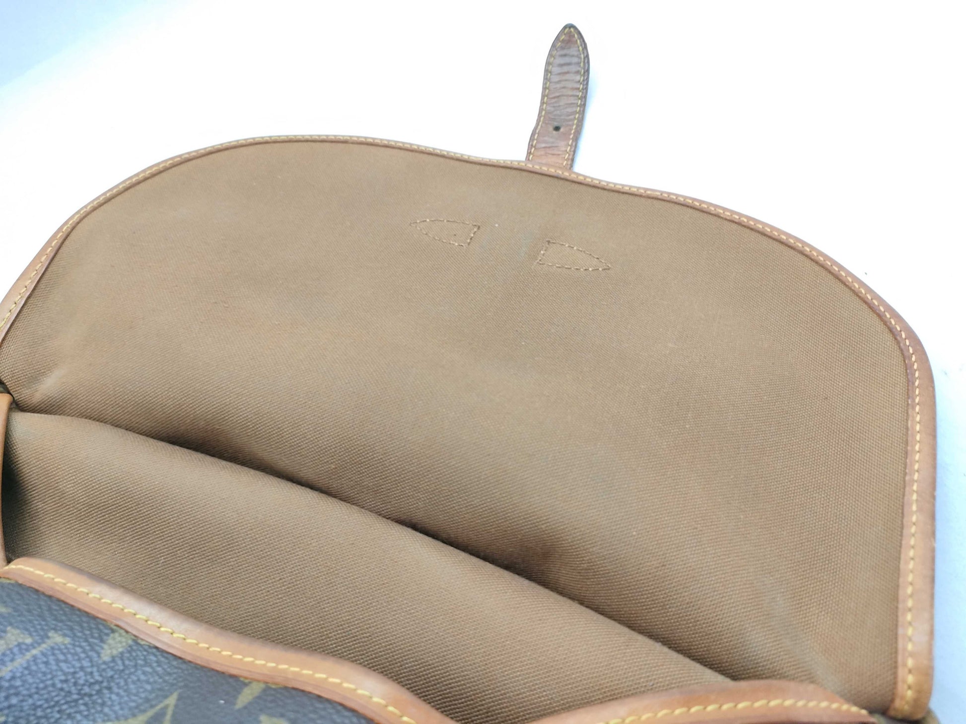 LOUIS VUITTON Monogram Saumur 30 Shoulder Bag