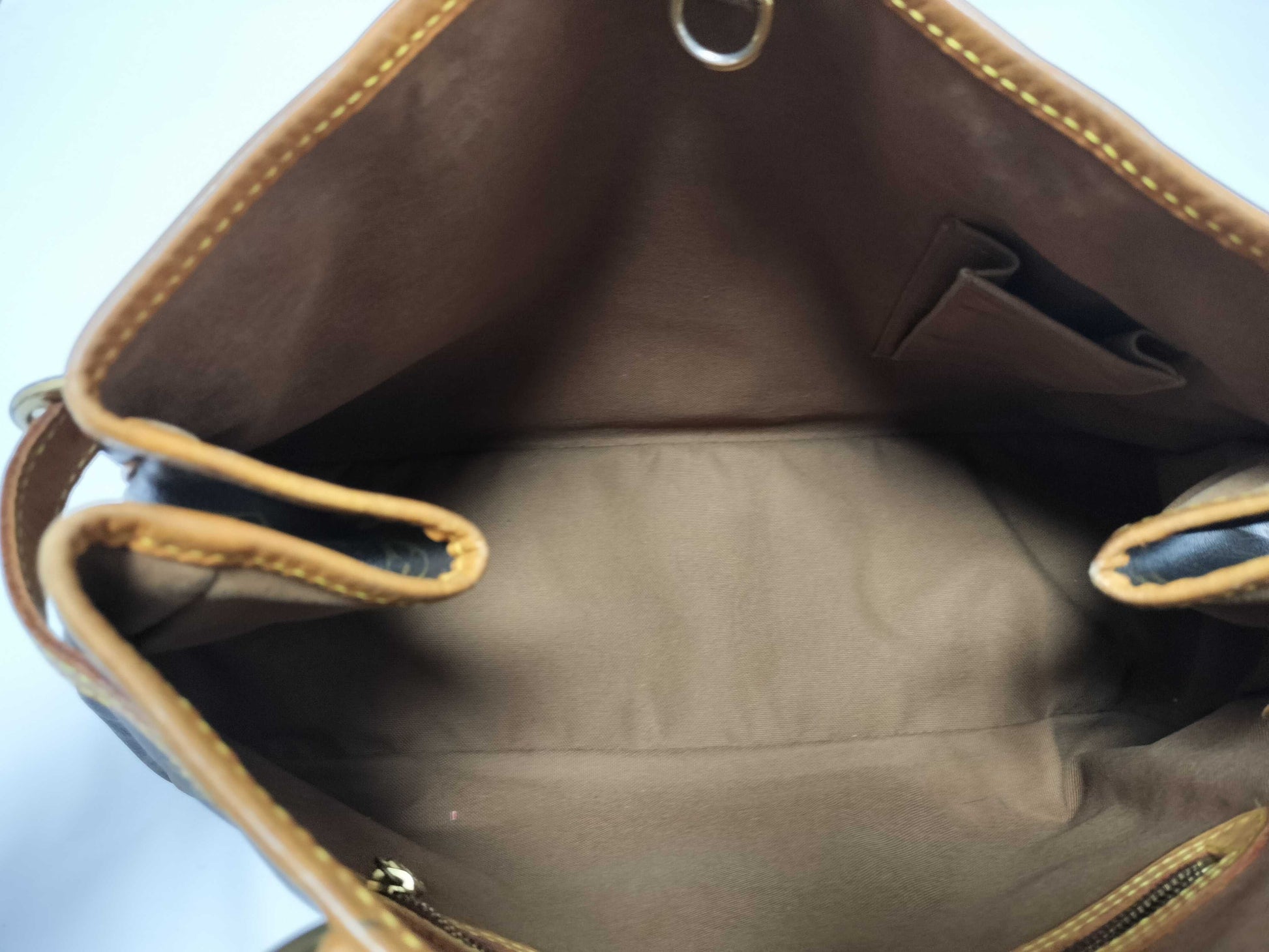 LOUIS VUITTON M95399 Monogram Louis Vuitton Patignolle Shoulder Bag