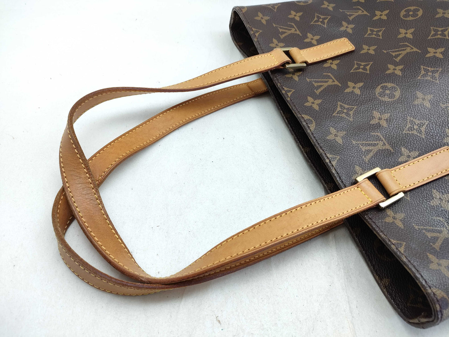 LOUIS VUITTON Monogram Louis Vuitton Vavin GM Tote Bag