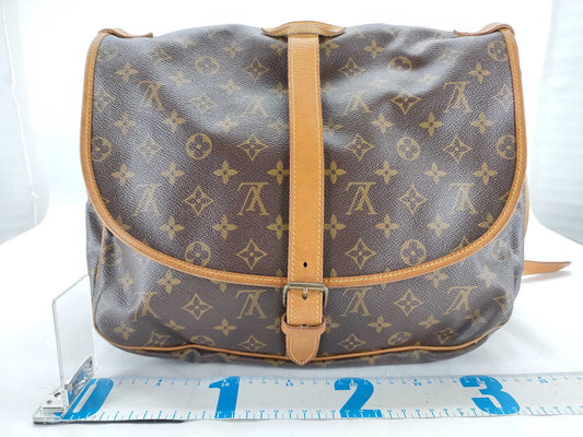 LOUIS VUITTON M42254 Monogram Louis Vuitton Saumur 35 Shoulder Bag