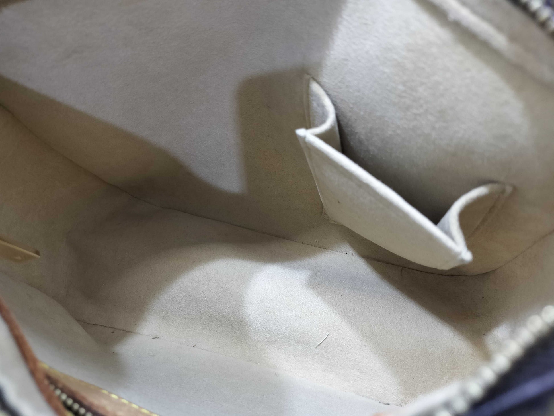 LOUIS VUITTON M51146 Monogram LOUIS VUITTON M51146 Monogram M51146 Looping MM Shoulder Bag