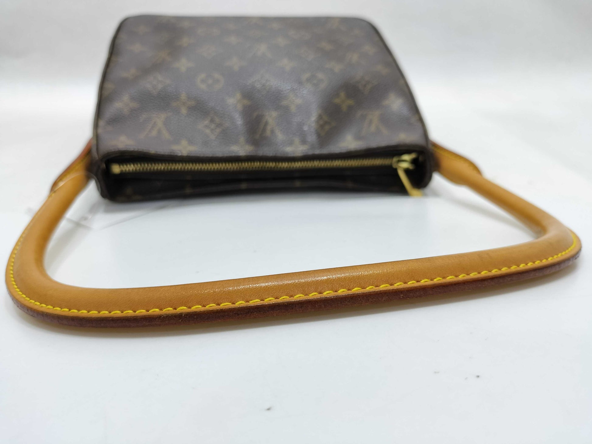 LOUIS VUITTON M51146 Monogram LOUIS VUITTON M51146 Monogram M51146 Looping MM Shoulder Bag