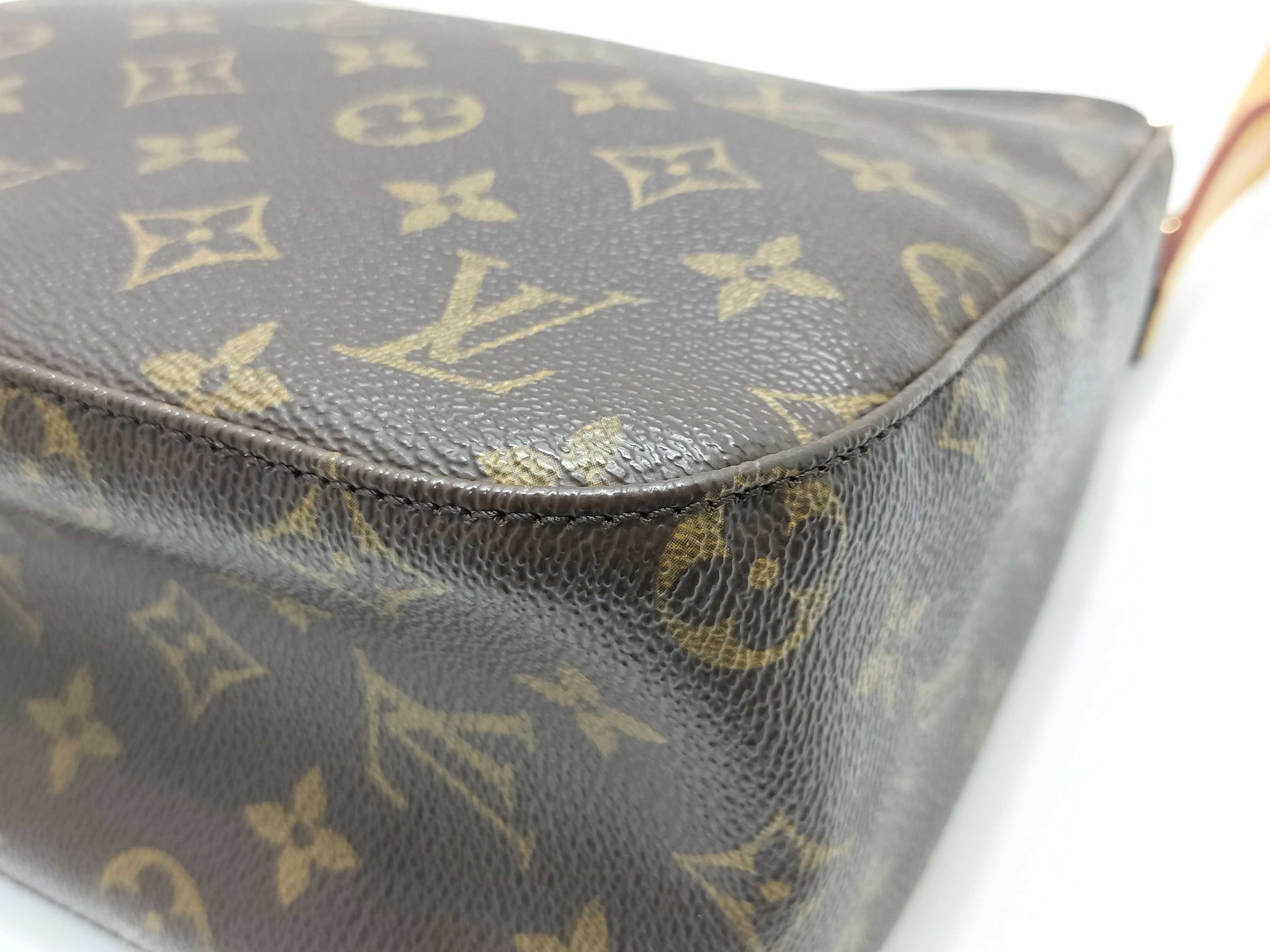 LOUIS VUITTON M51146 Monogram LOUIS VUITTON M51146 Monogram M51146 Looping MM Shoulder Bag