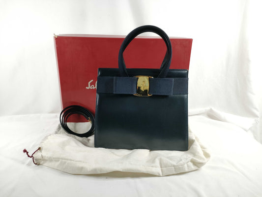 Salvatore Ferragamo Vara Ribbon Leather Handbag, BA21 4178, Black 