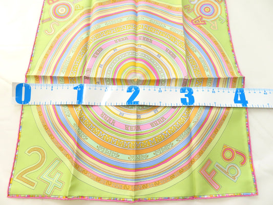 HERMES Carré 40 FRANCE PARIS FBG 24 Scarf 100% Silk Multicolor Scarf