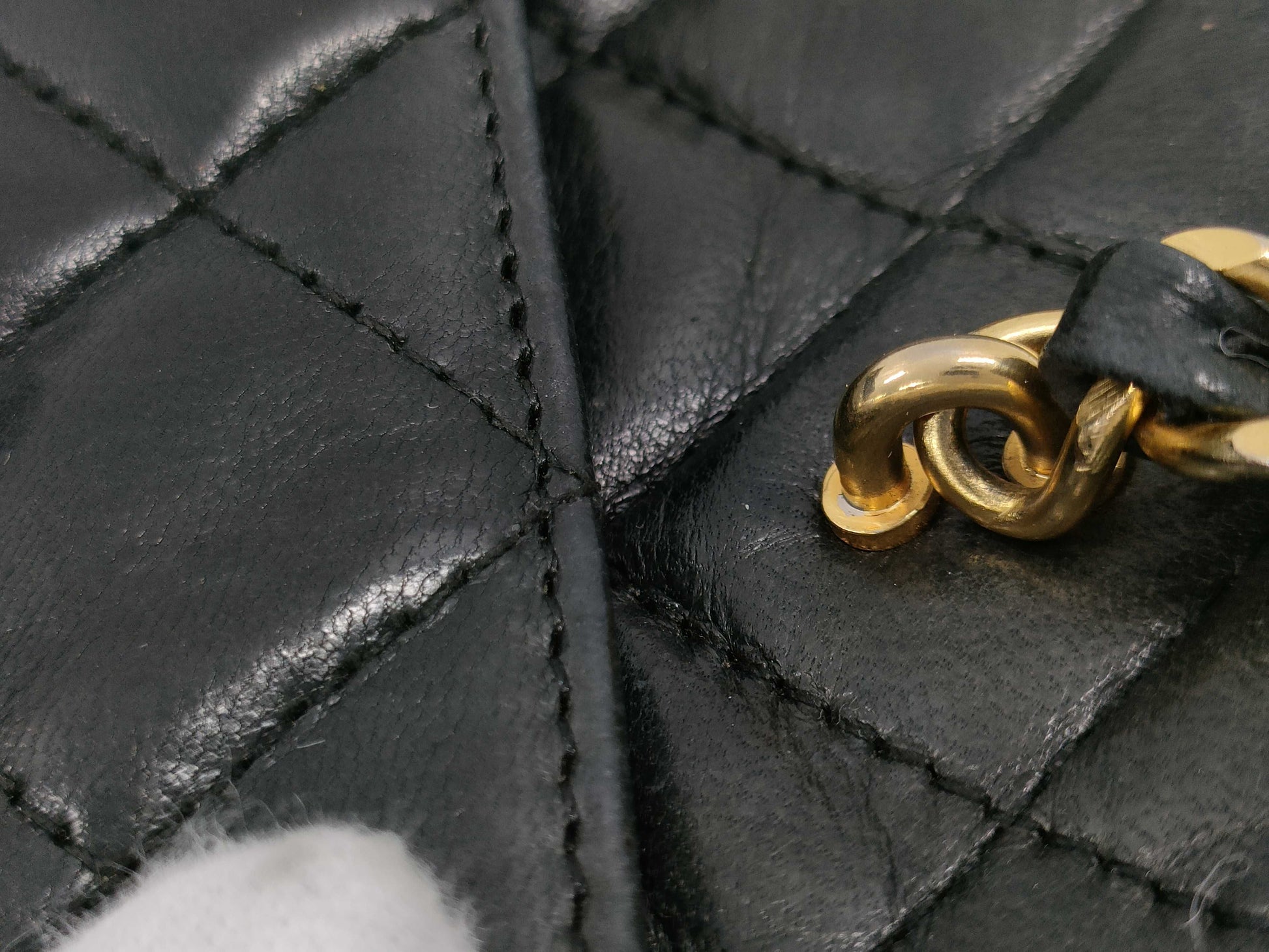CHANEL Matelasse Lambskin Chain Shoulder Bag