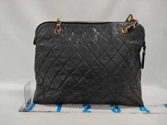 CHANEL Chanel enamel chain shoulder bag