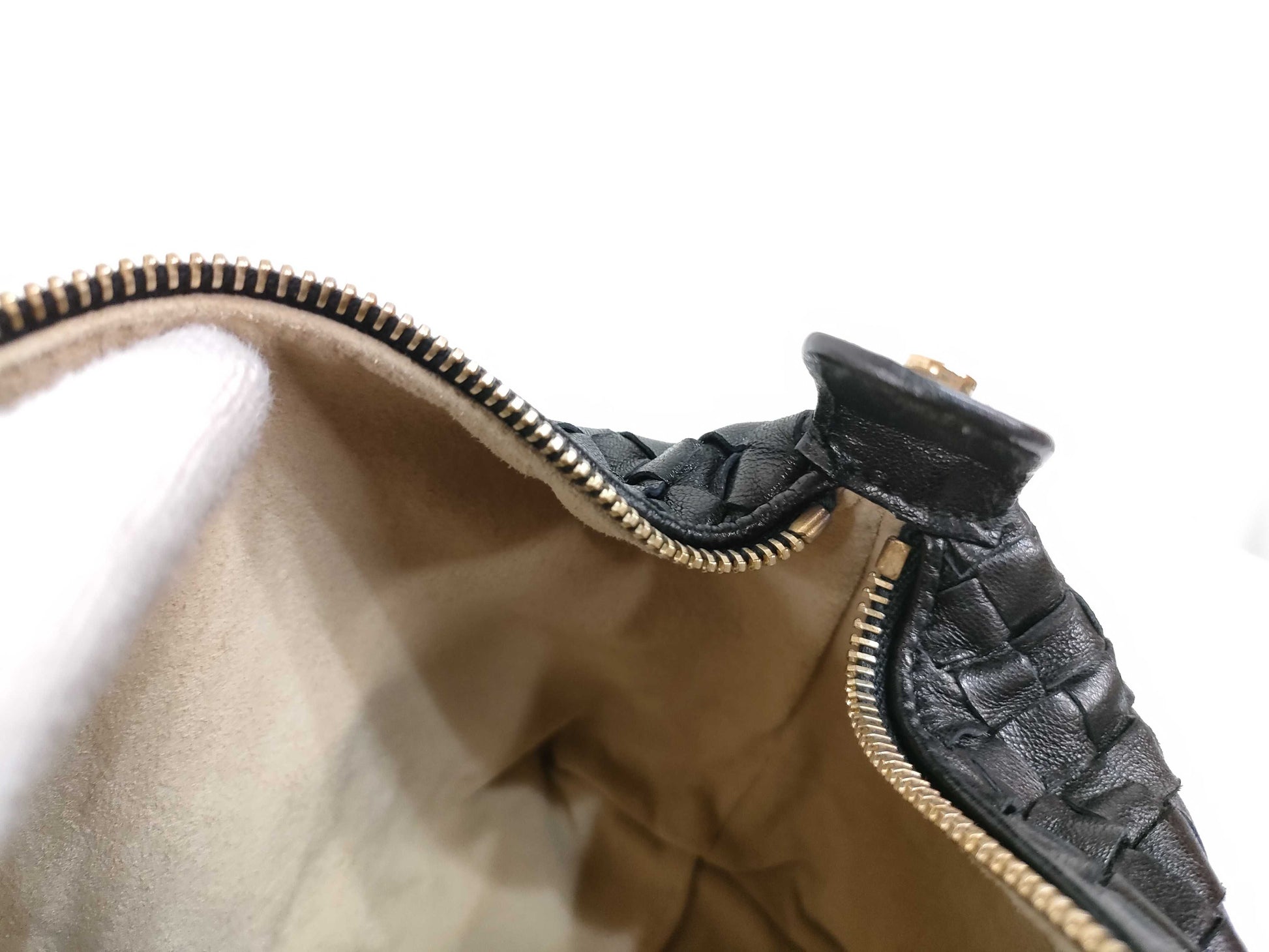 BOTTEGA VENETA Intrecciato Bottega Veneta Intrecciato Handbag Pouch Handbag