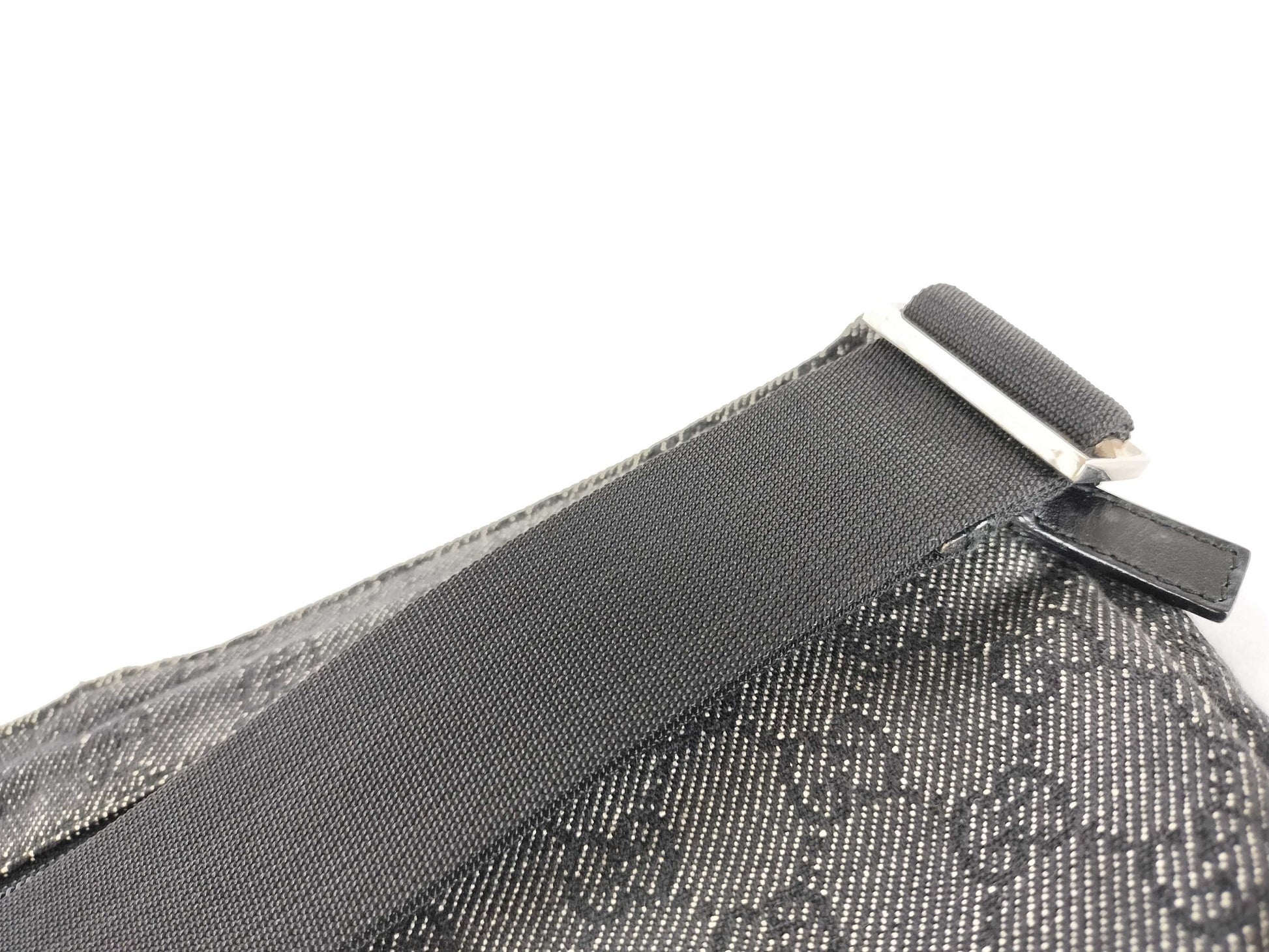 GUCCI GG Canvas Denim Waist Bag Body Bag 28566