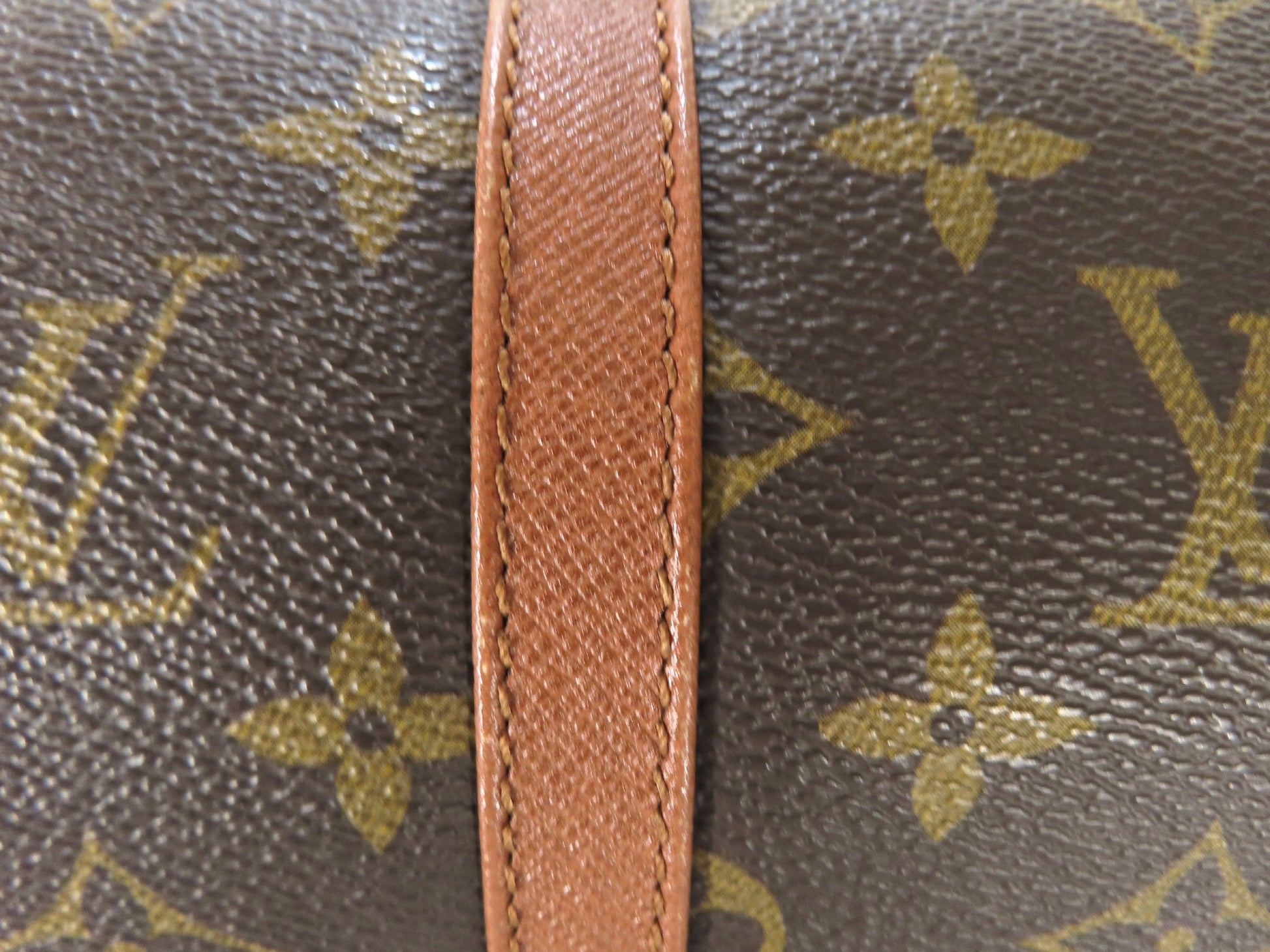 LOUIS VUITTON Monogram Papillon Handbag with Pouch M51365
