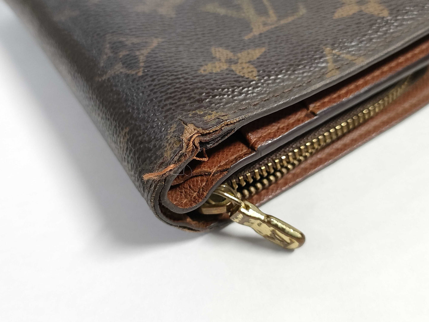LOUIS VUITTON Monogram Epi Wallet 5-Piece Set