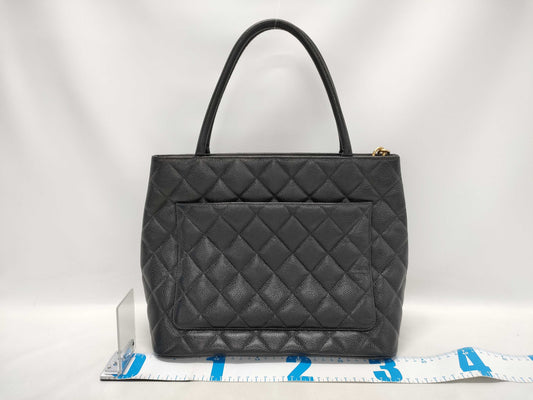 CHANEL Caviar Leather Reproduction Tote Bag with GD Hardware