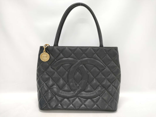 CHANEL Caviar Leather Reproduction Tote Bag with GD Hardware