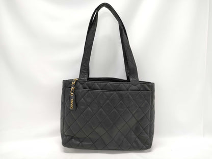 CHANEL Caviar Skin Tote Bag