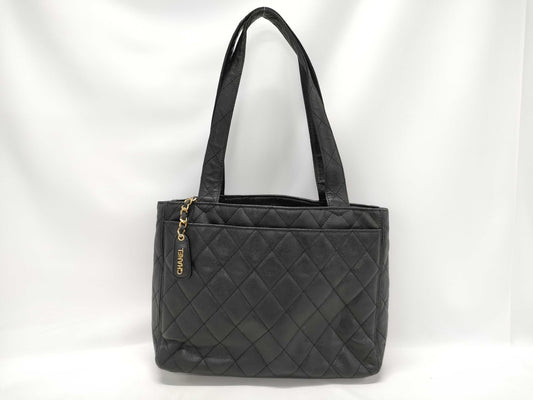 CHANEL Caviar Skin Tote Bag