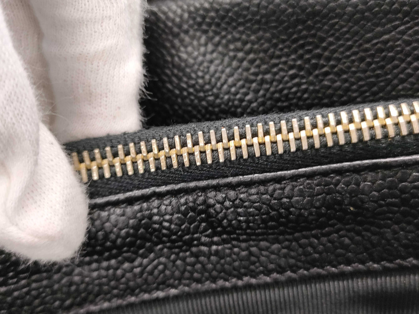CHANEL Caviar Skin Tote Bag