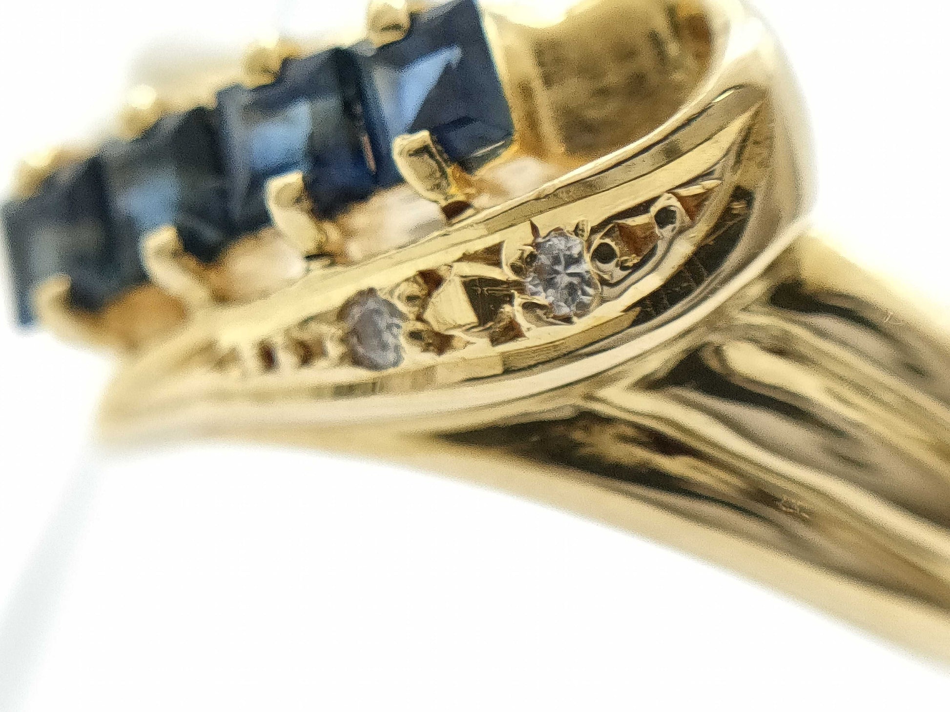 S0.26ct Diamond 18K 2.5g Ring 