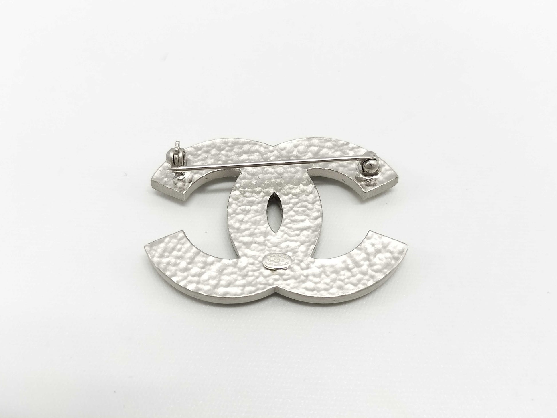 CHANEL Heart Rhinestone 04A Brooch