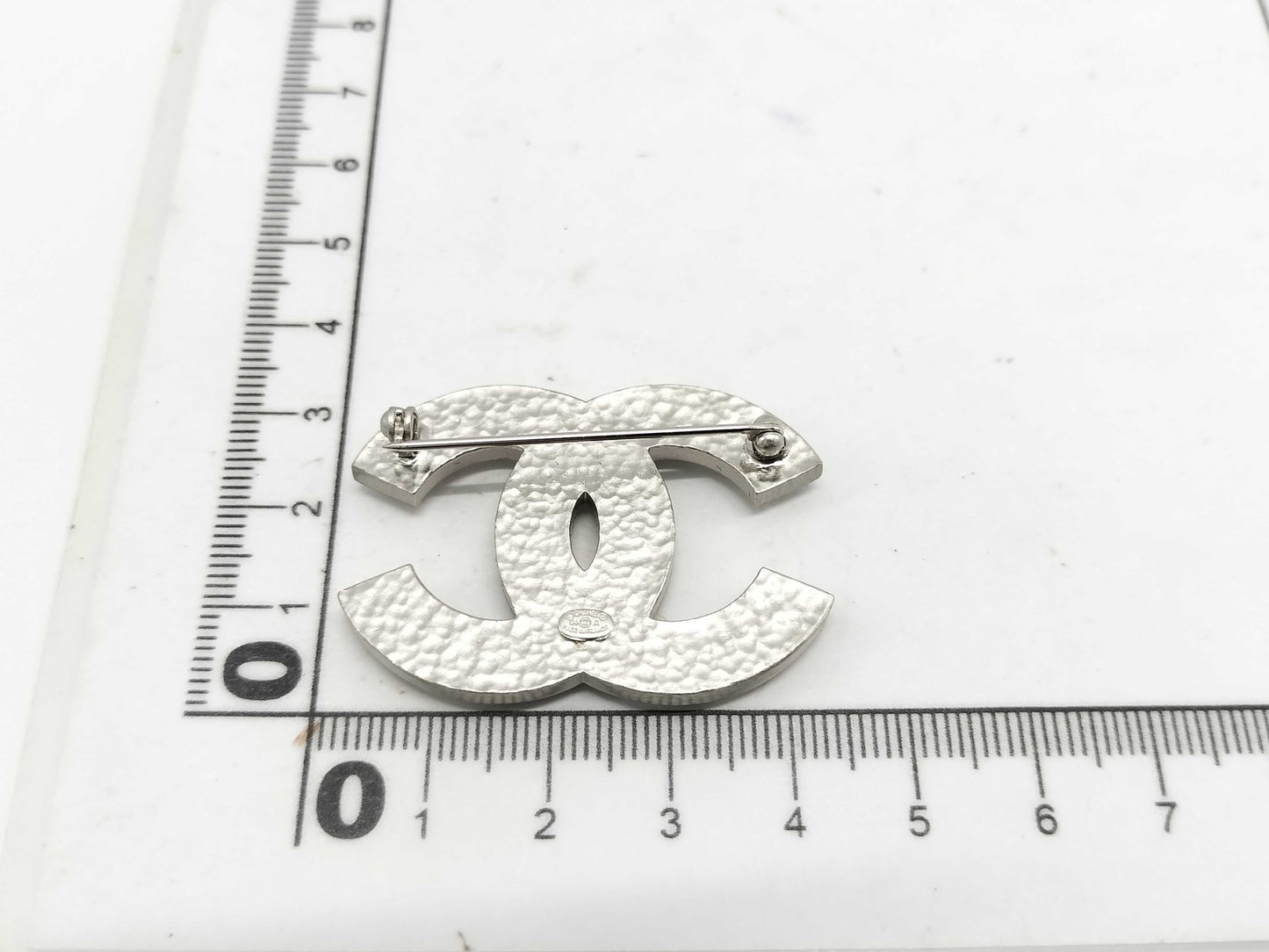 CHANEL Heart Rhinestone 04A Brooch