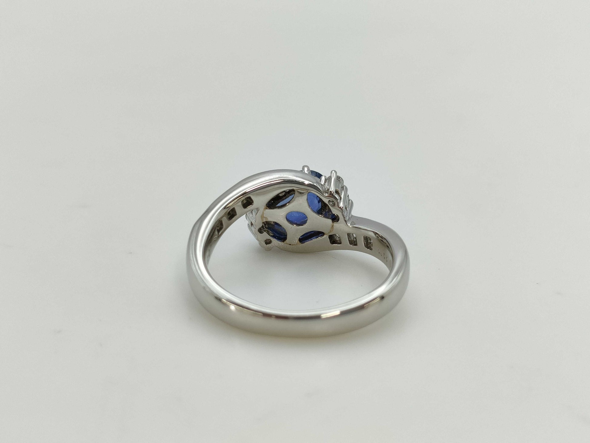 S1.65ct D0.33ct PT900 7.2g Ring 