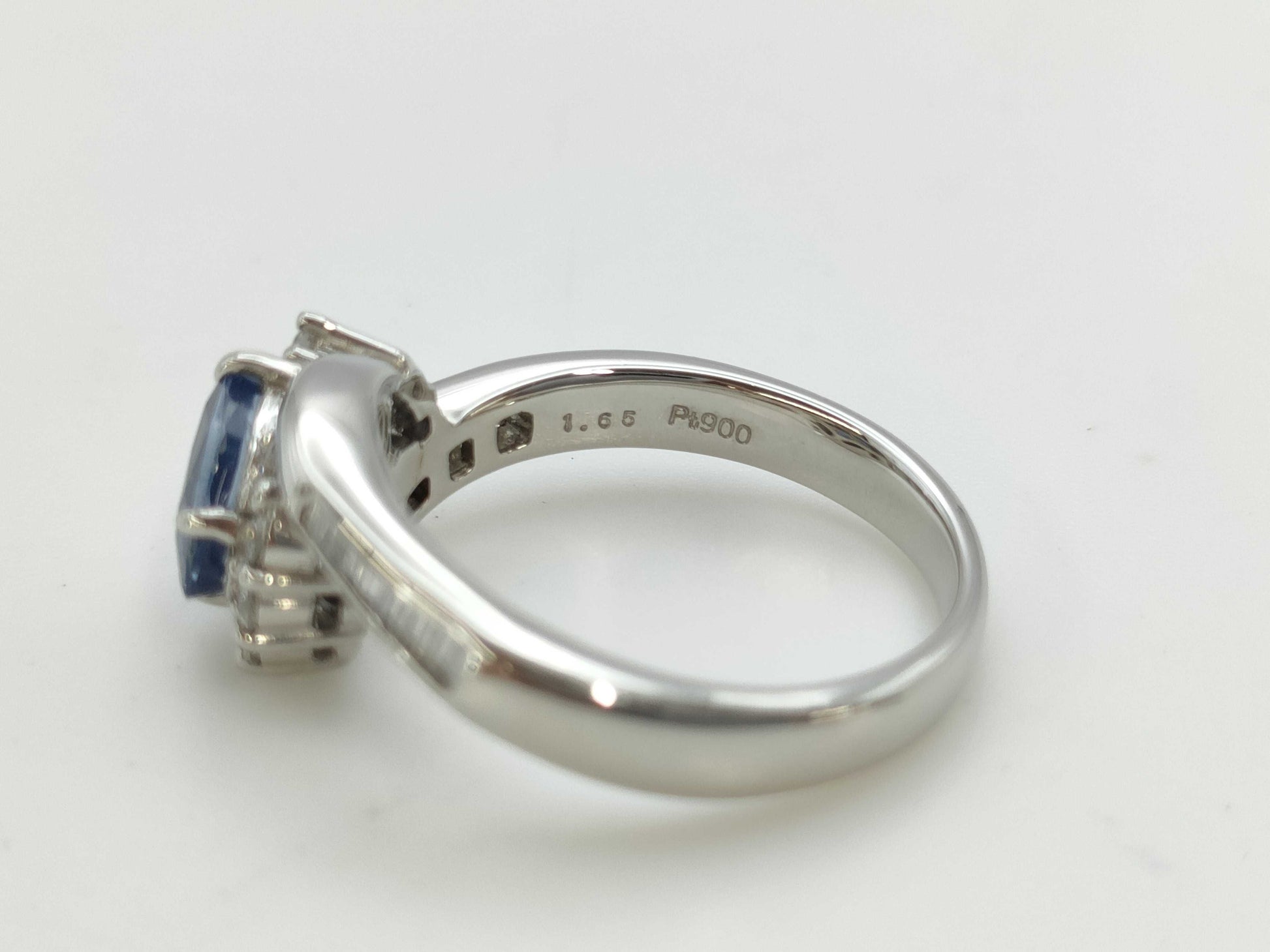 S1.65ct D0.33ct PT900 7.2g Ring 