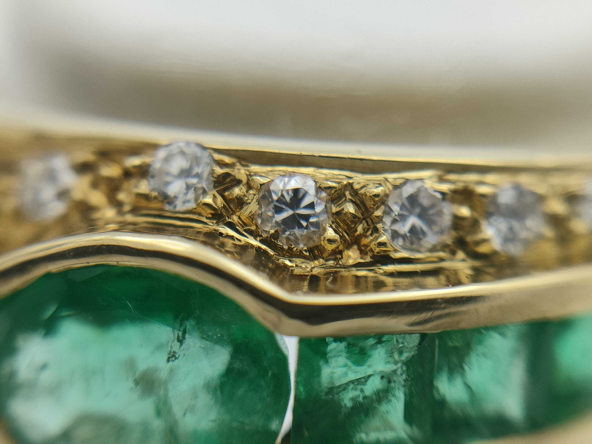 Emerald and Diamond 18K 3.4g Ring 