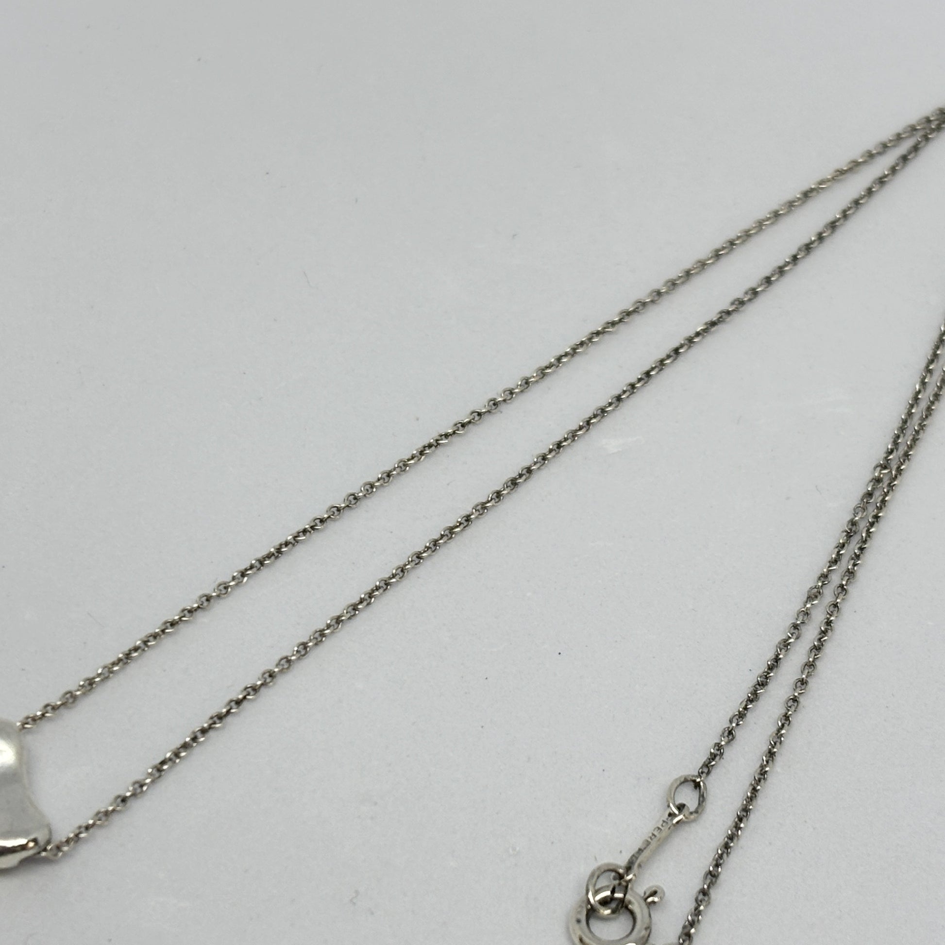 Tiffany & Co. Tiffany Bean Peretti Necklace in 925 Sterling Silver, 2.8g