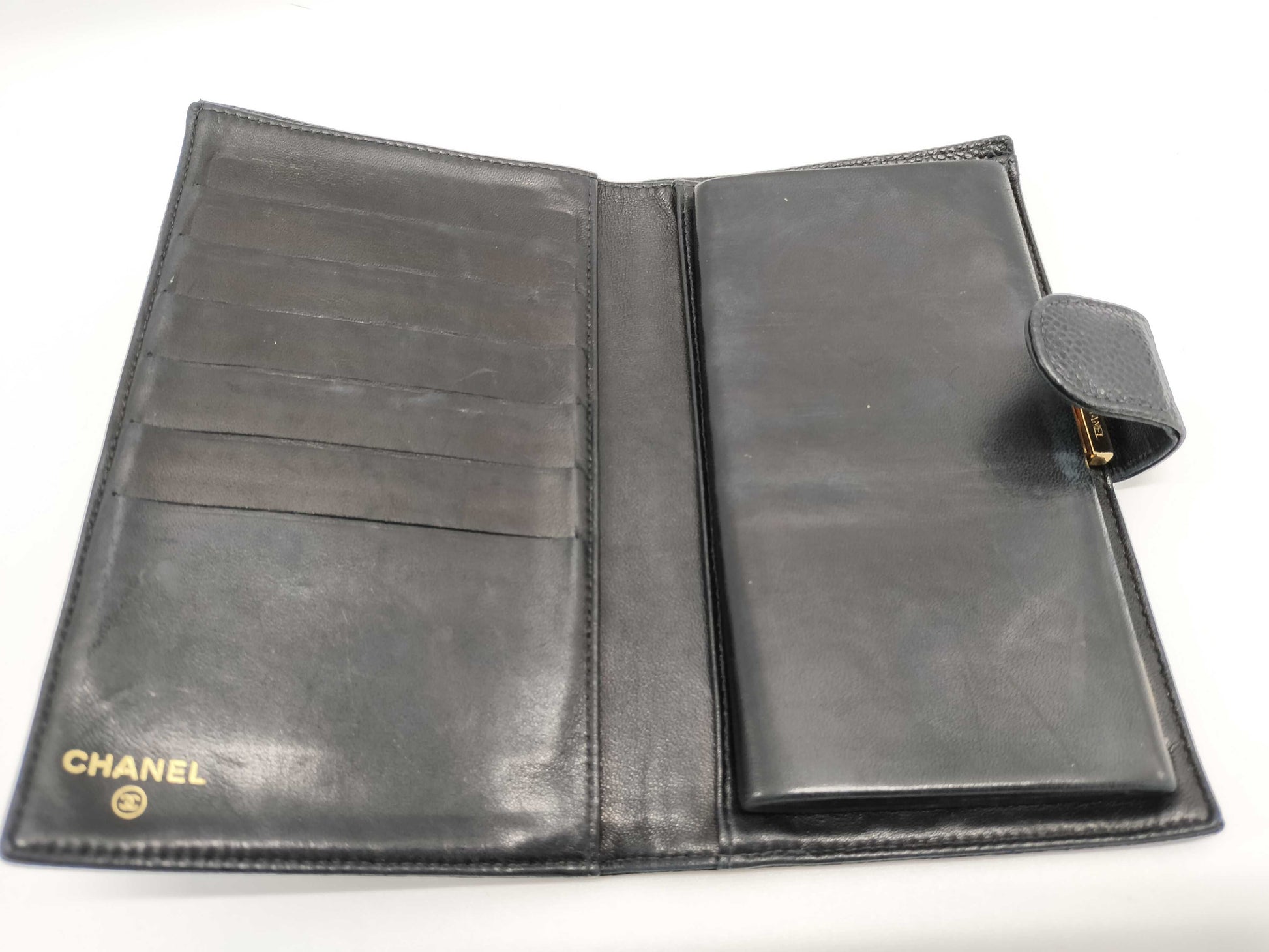 CHANEL Caviar Leather Bifold Wallet