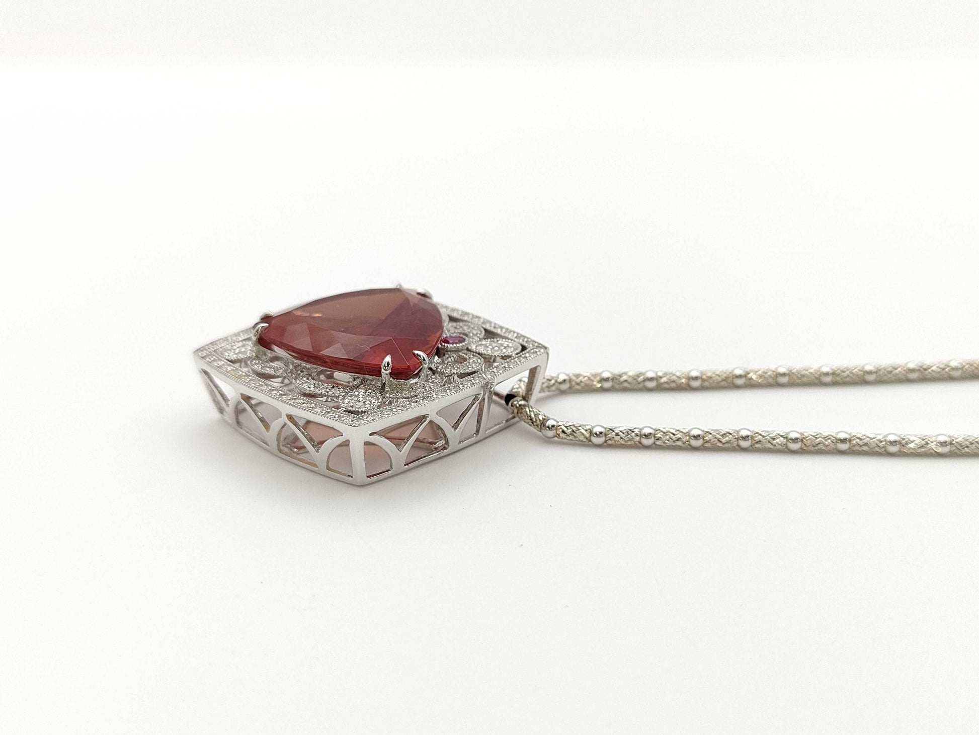 A 11.06ct R 0.04ct D 0.59ct K18/K18WG 13.4g Necklace 