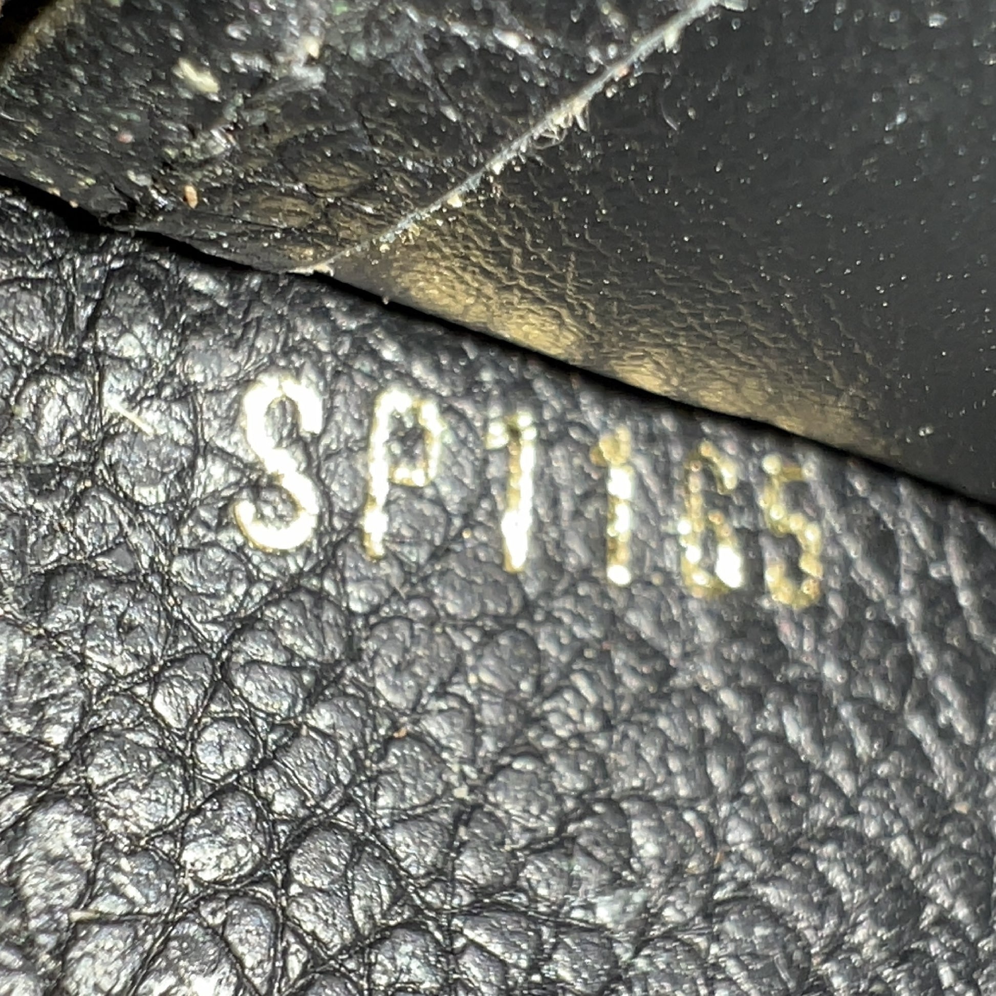 LOUIS VUITTON Louis Vuitton Monogram Empreinte Zippy Wallet