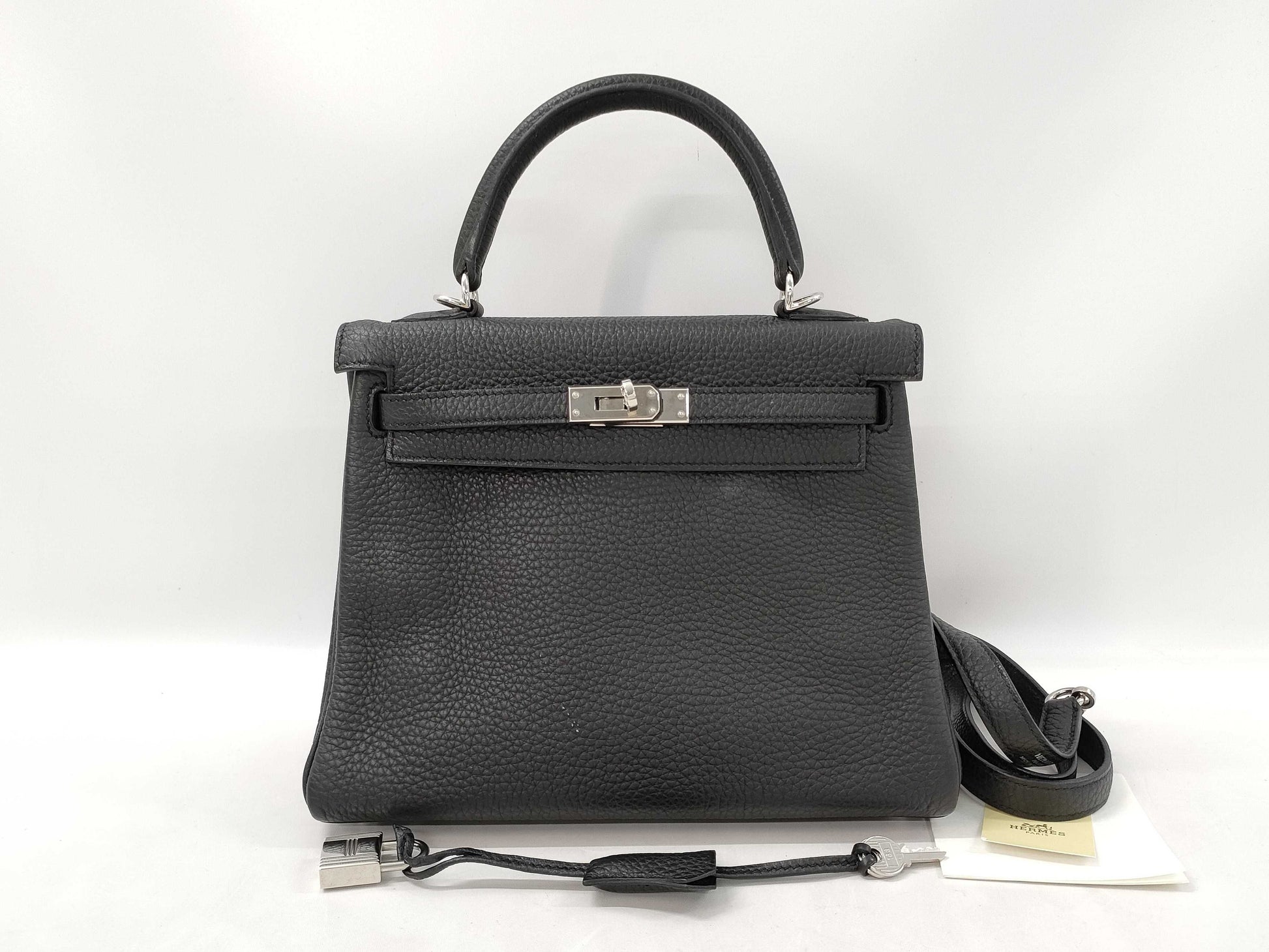 HERMES Kelly 25 Togo Black SS Shoulder Bag with R Stamp