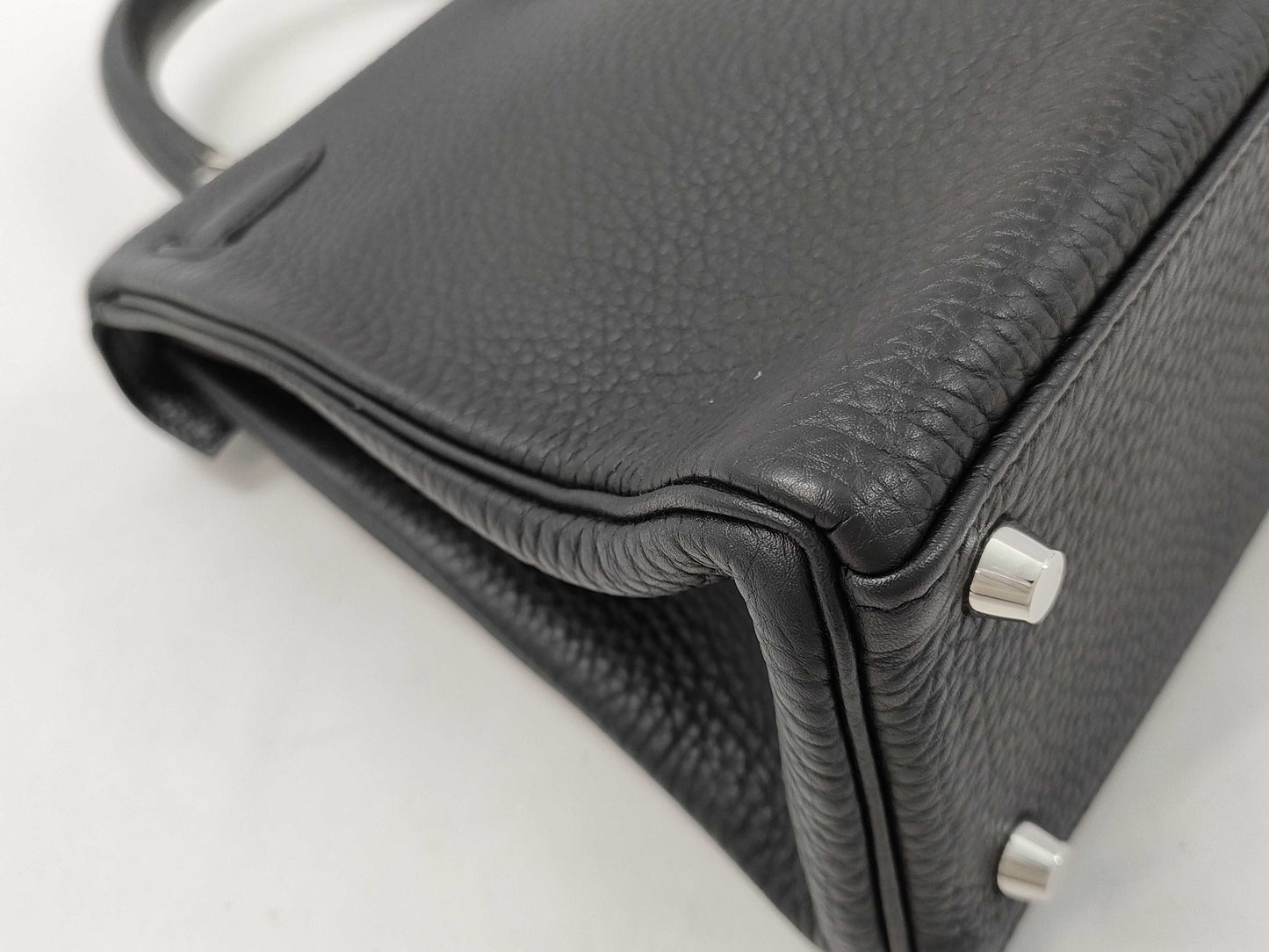 HERMES Kelly 25 Togo Black SS Shoulder Bag with R Stamp