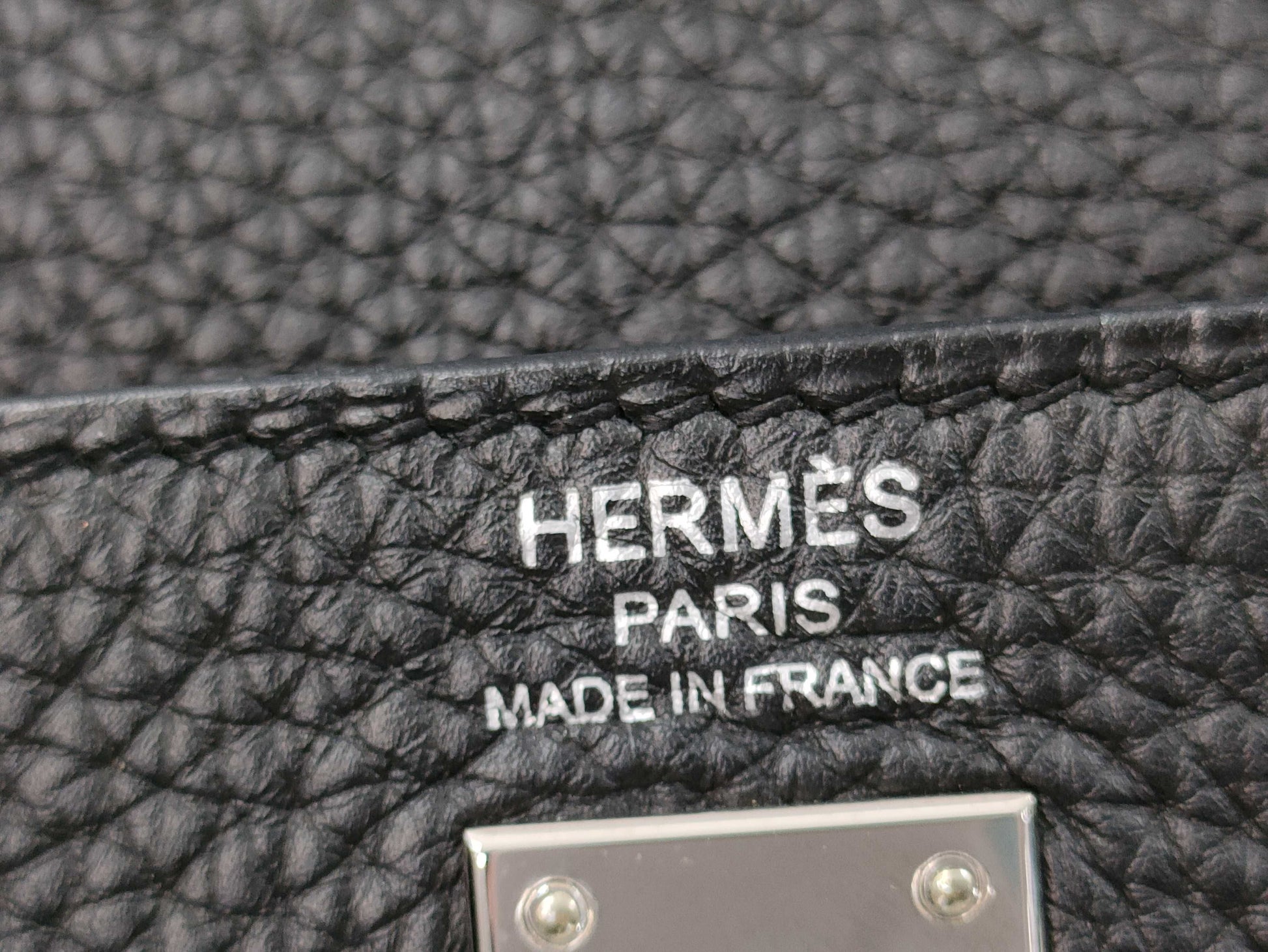 HERMES Kelly 25 Togo Black SS Shoulder Bag with R Stamp