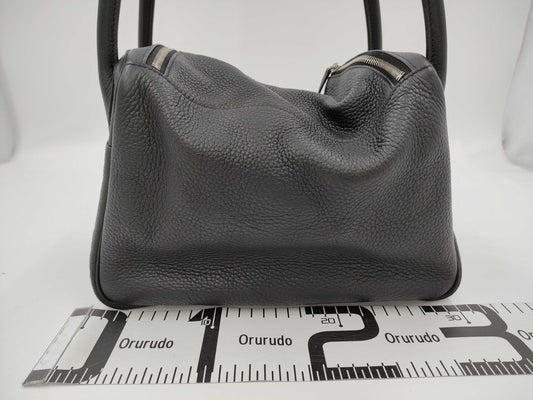 HERMES Lindy 30 Taurillon Clemence Black Stainless Steel Handbag with A Stamp