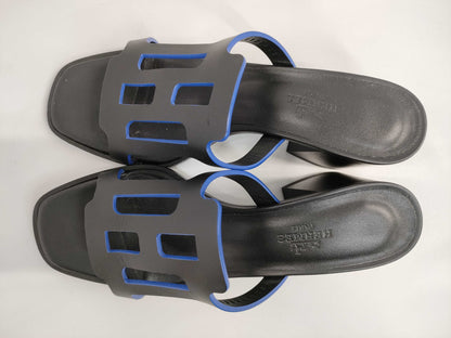 HERMES Izzy Sandals - Black/Blue, Size 35 1/2