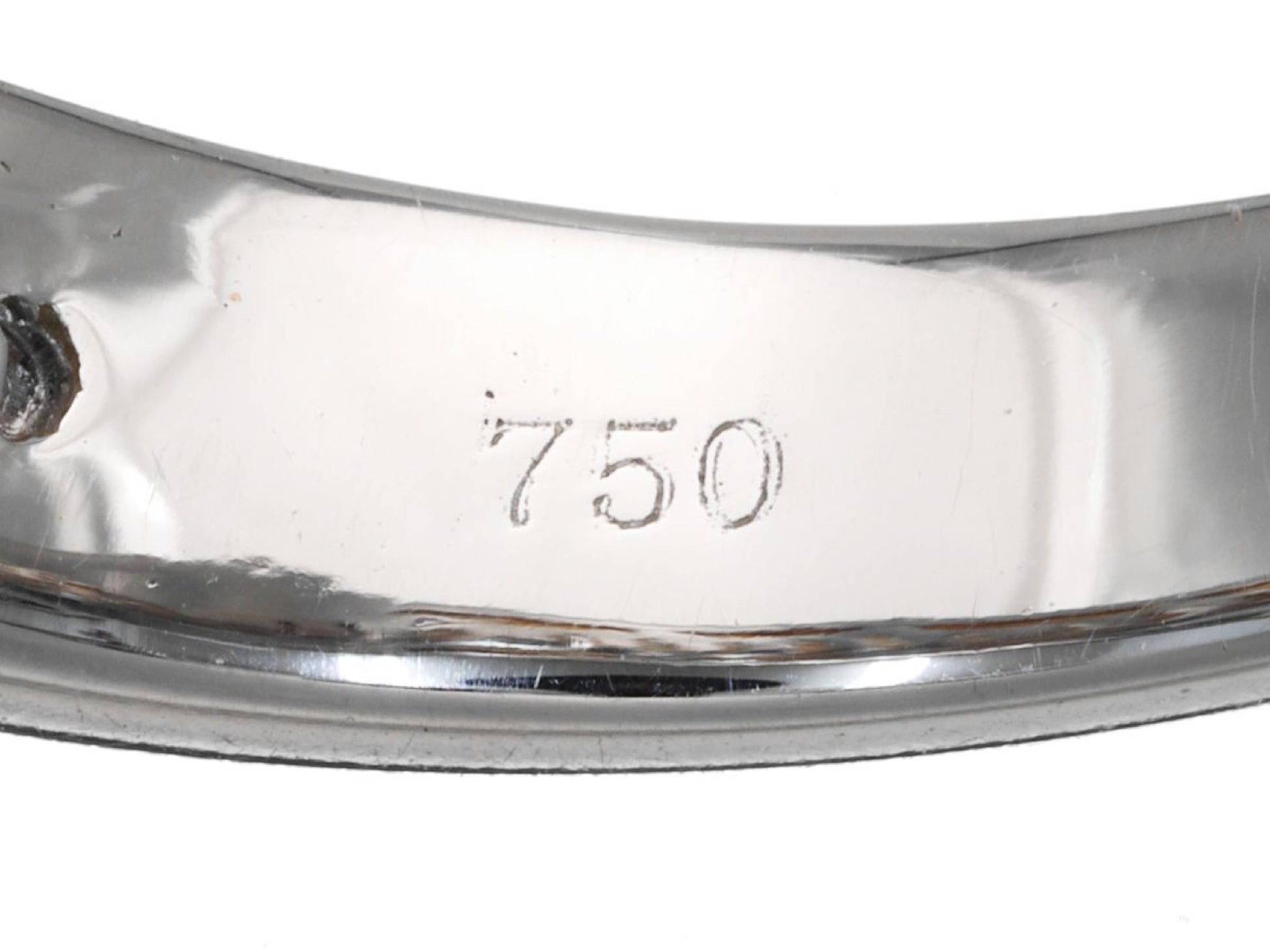 D0.91ct 750 6.2g Ring 