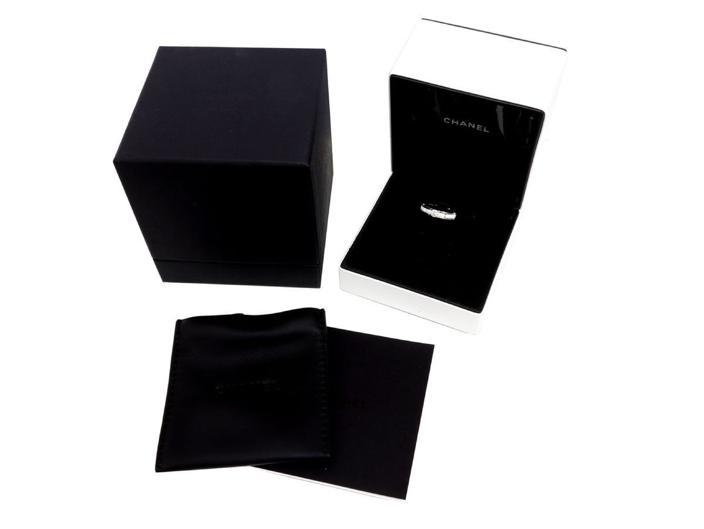 CHANEL Ultra T48 White Ceramic 1PD Au750 4.3g Ring 
