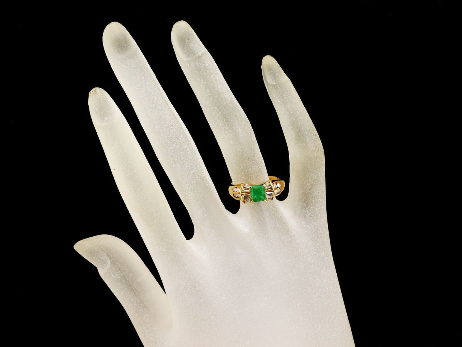 E0.47ct D0.66ct K18 5.1g Ring 