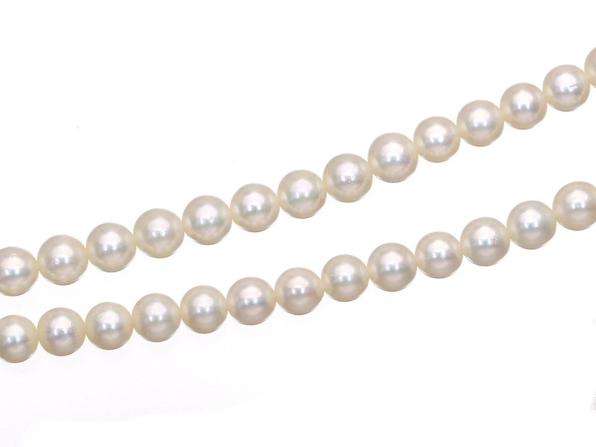 TASAKI Akoya Pearl Necklace, Diameter 5.6-5.9mm, Sterling Silver, 52.2g 