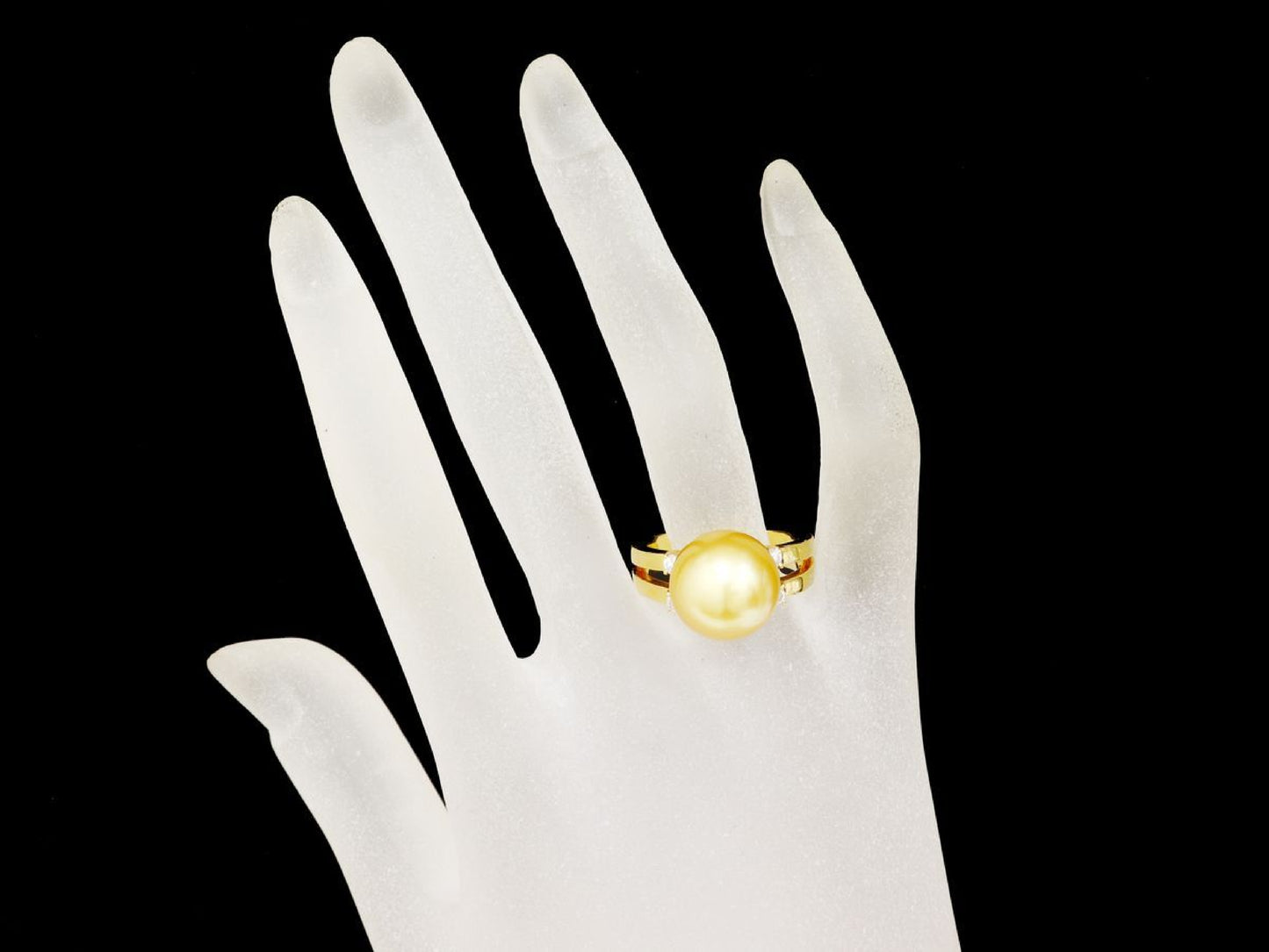 South Sea Pearl, Diameter: Approx. 12.8mm, D0.21ct, 18K Gold, 11.0g, Ring 
