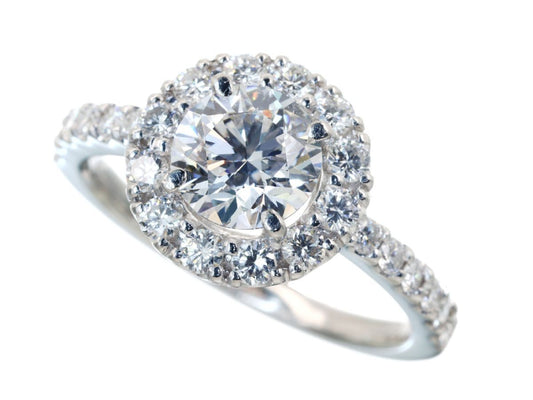 D1.050/0.54ct Pt900 4.1g Ring 