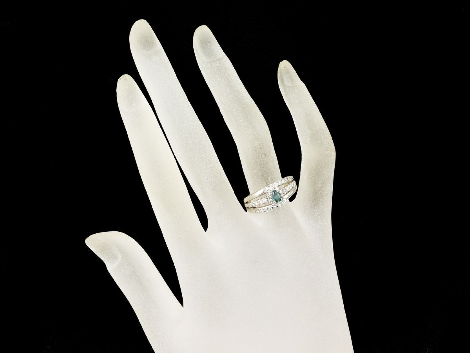 AX 0.30ct D 0.36ct Pt900 7.0g Ring 