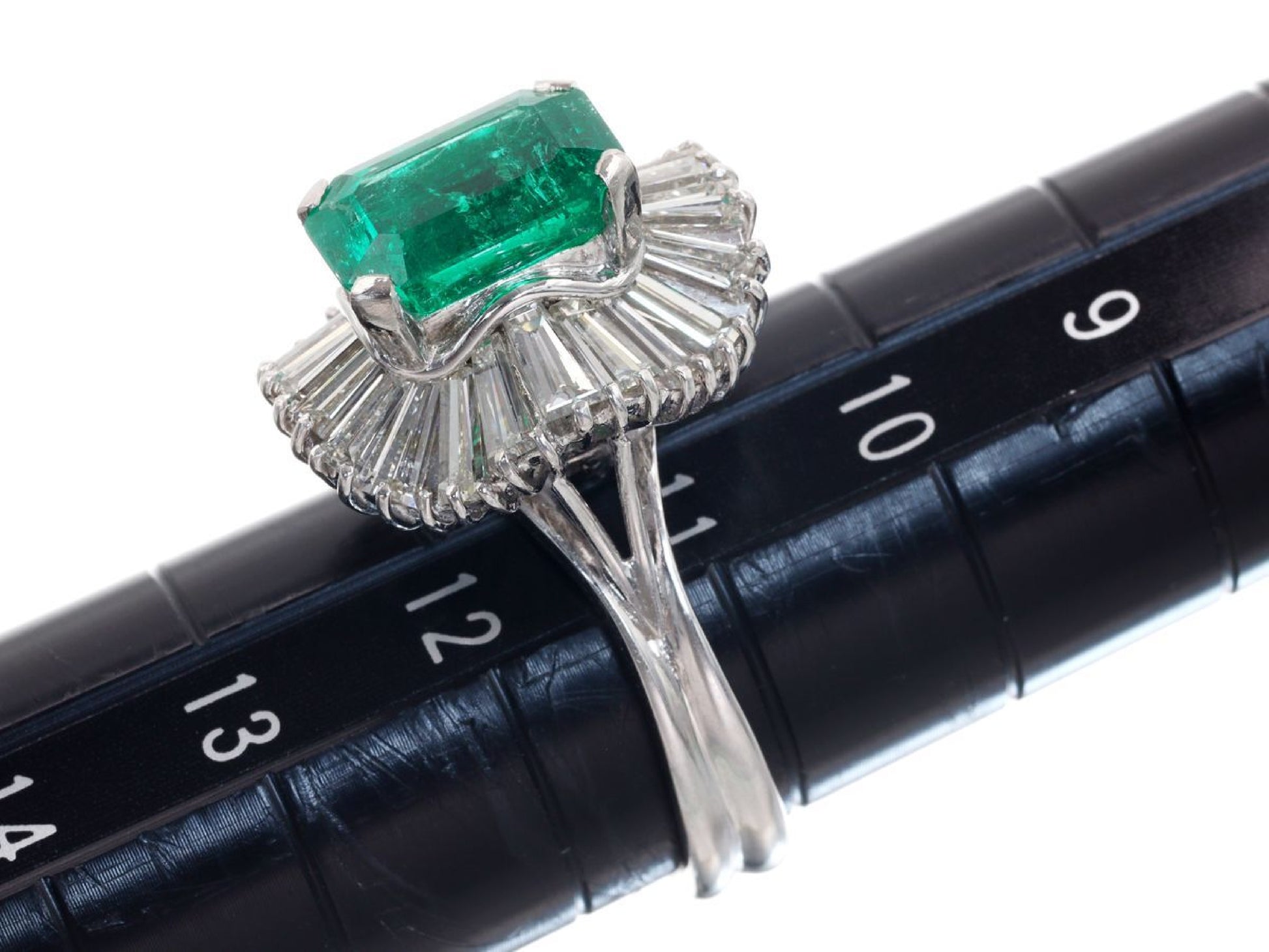E2.619ct Diamond Plat 10.2g Ring 