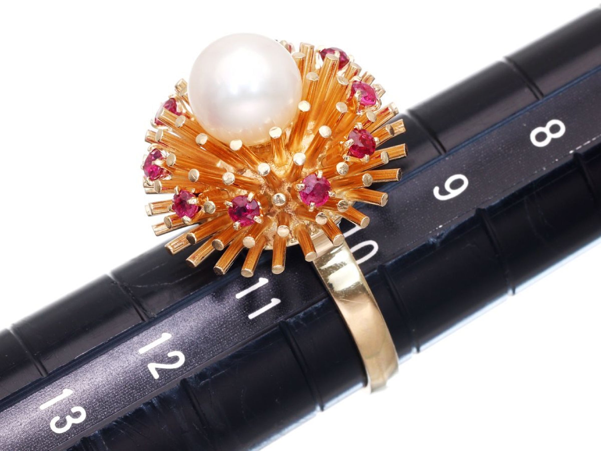Akoya pearl ring, approximately 7.9mm diameter, ruby, 14K gold, 9.5g 